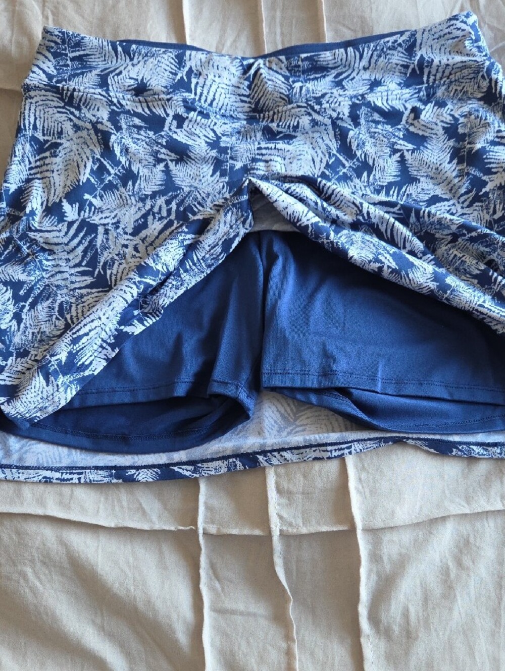 Tranquility by Colorado Clothing Blue Fern-Print Athletic Skort - Picture 2 of 5